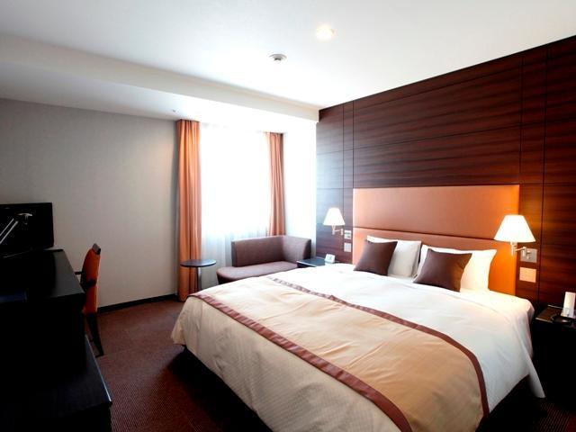 Hotel Metropolitan Такасакі Екстер'єр фото