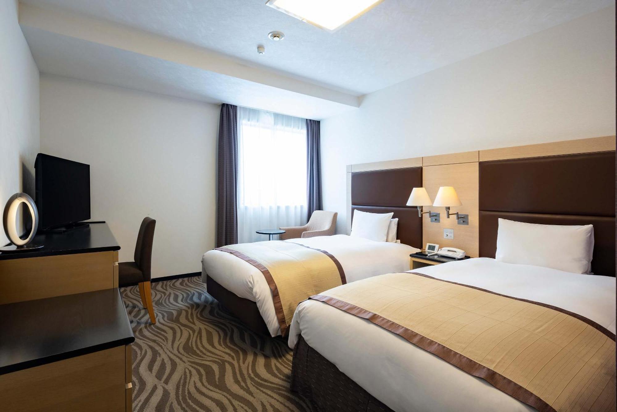 Hotel Metropolitan Такасакі Екстер'єр фото