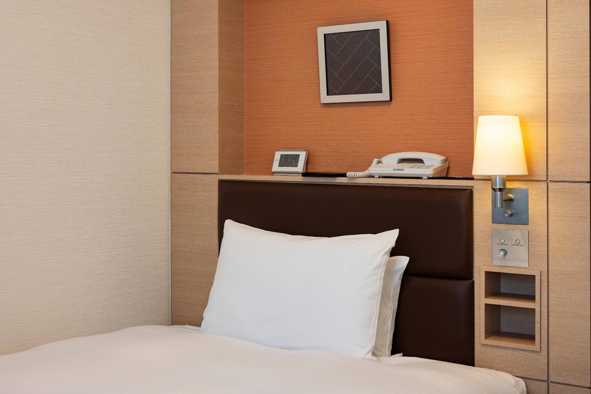 Hotel Metropolitan Такасакі Екстер'єр фото
