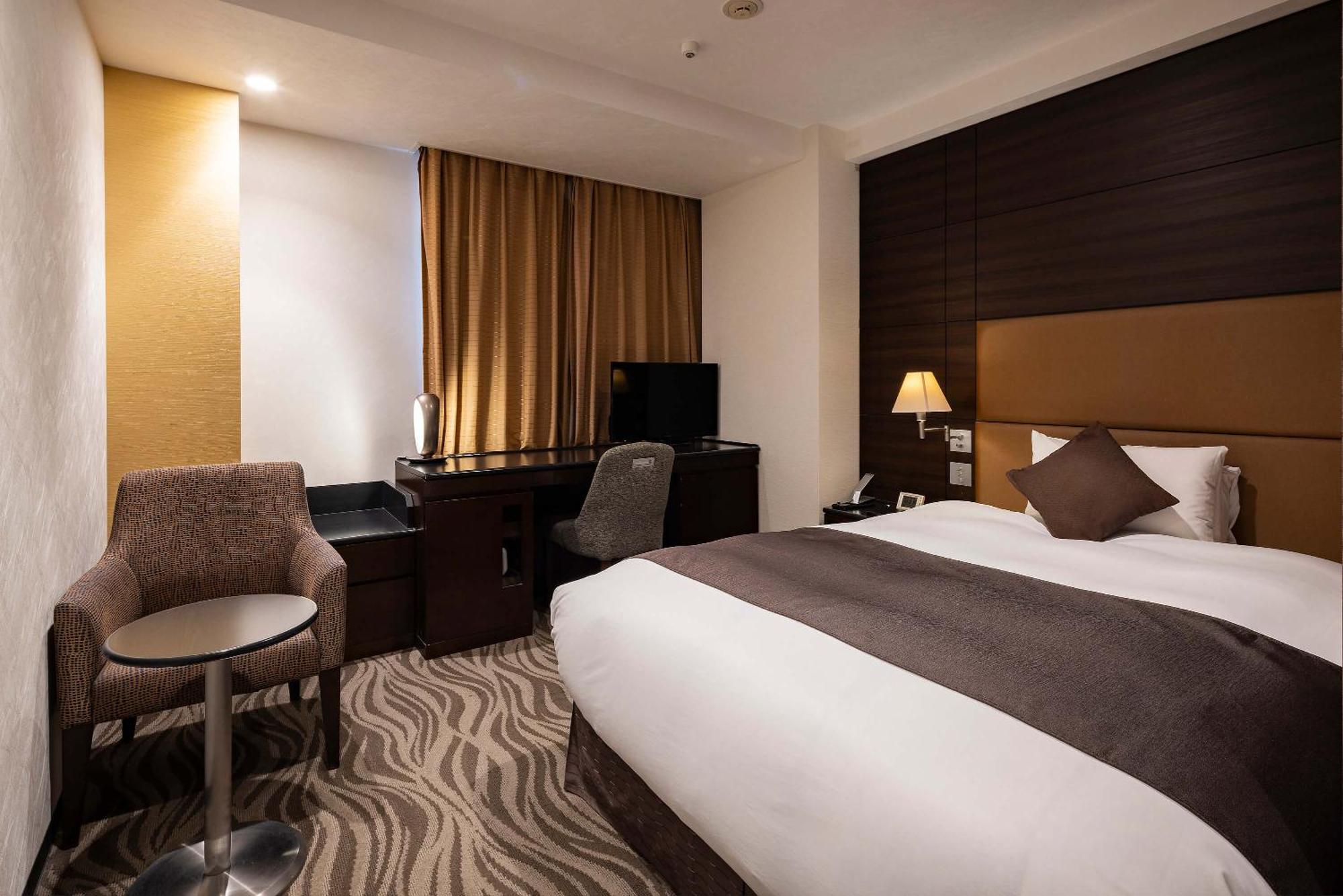 Hotel Metropolitan Такасакі Екстер'єр фото